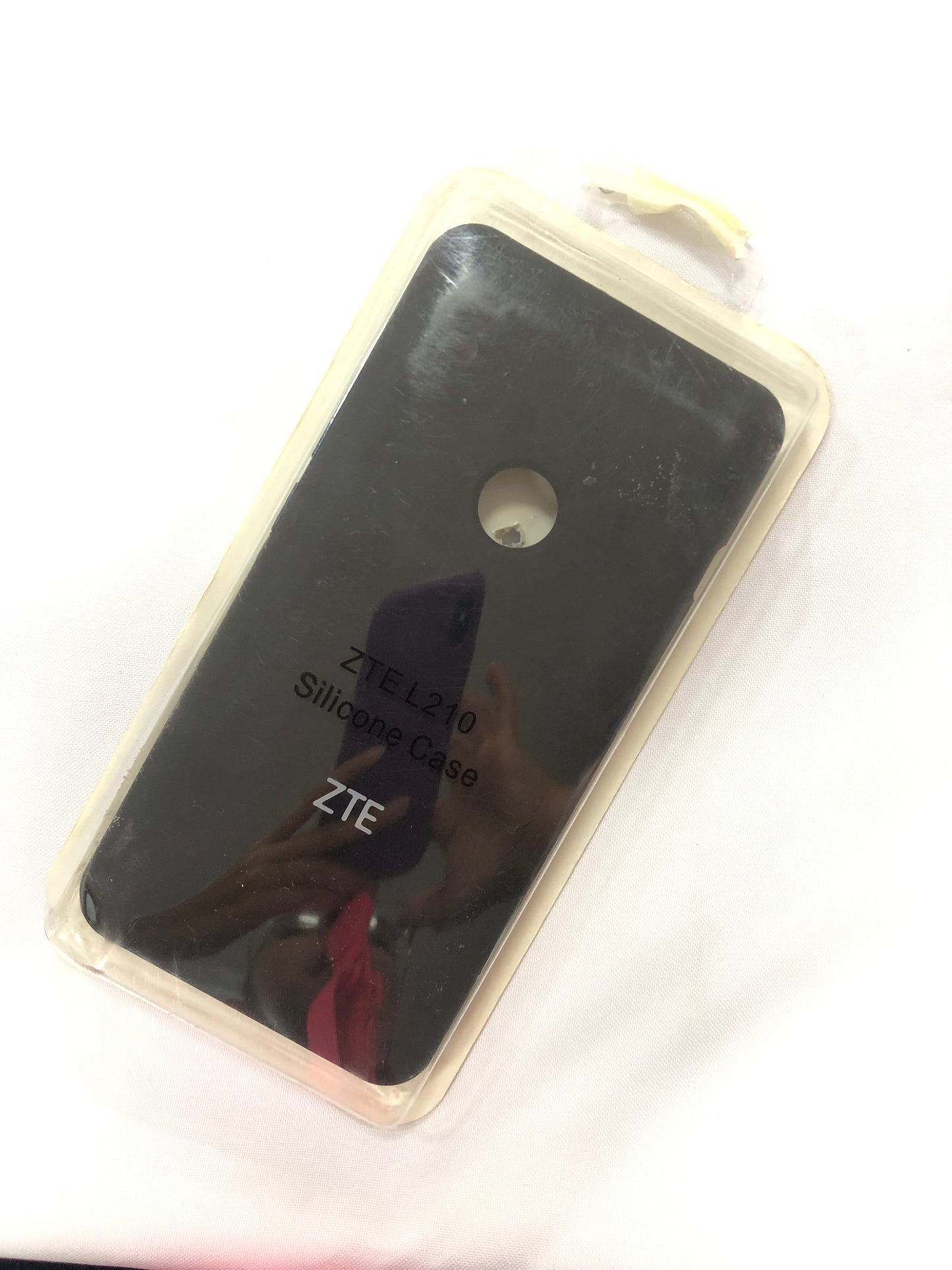 ZTE L210