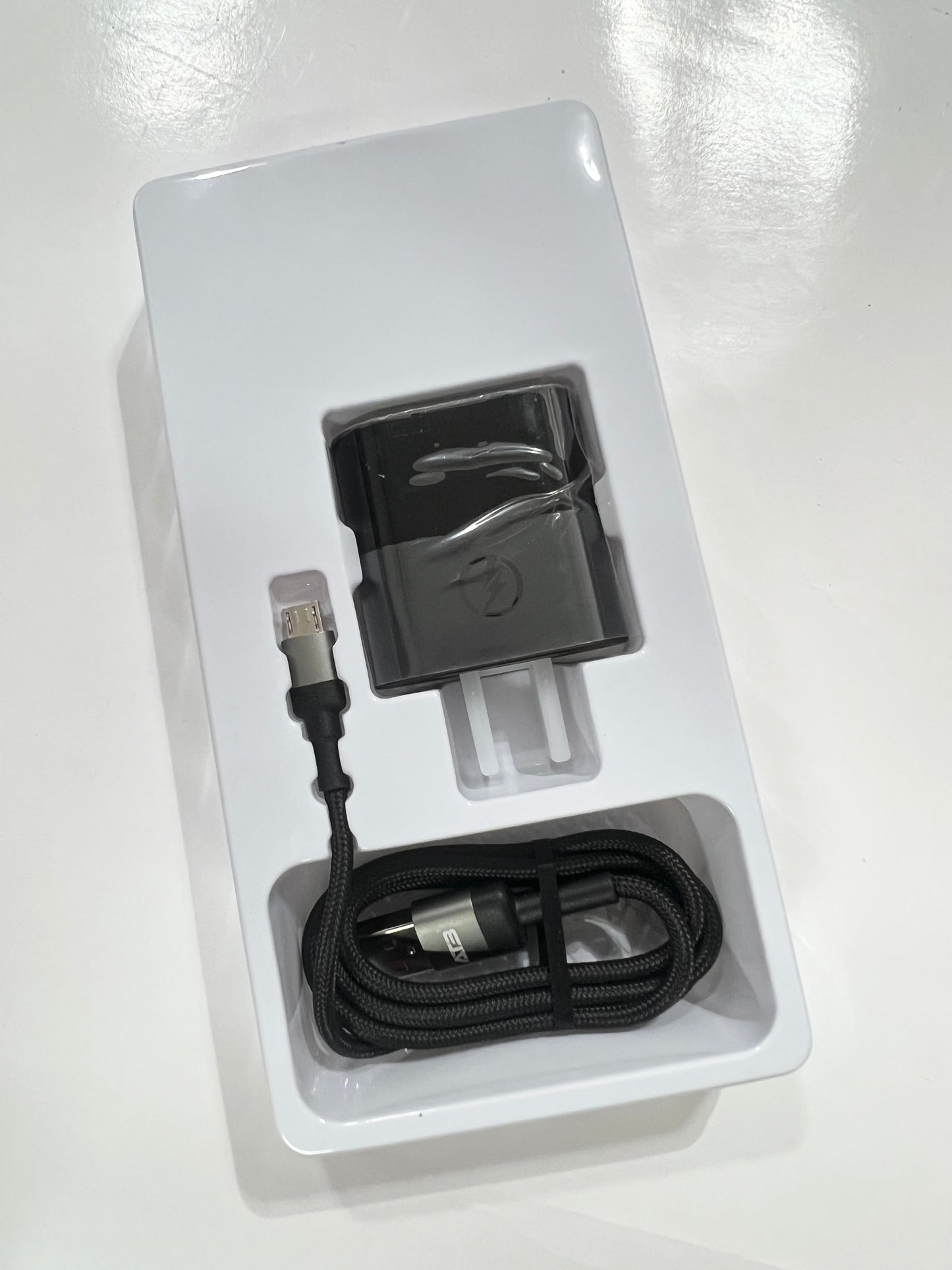 CARGADOR ATB V8 5A
