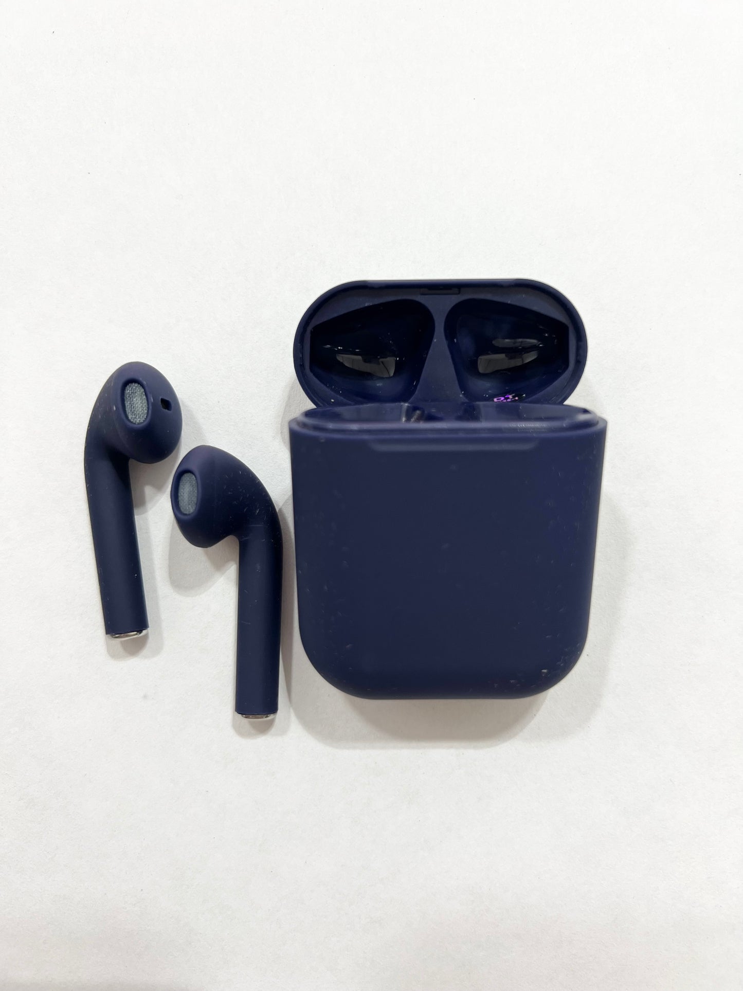 AUDÍFONOS INPODS 12