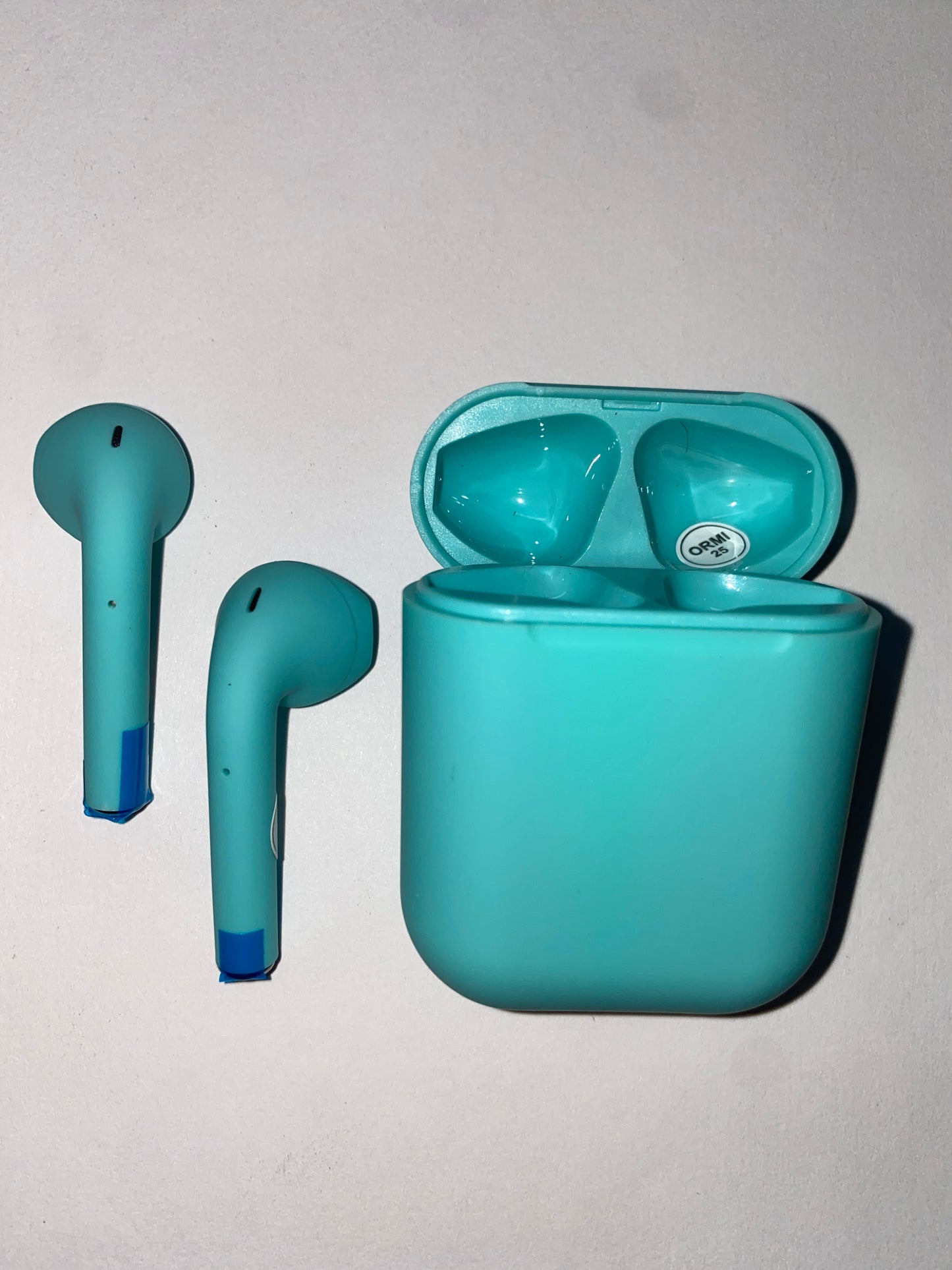 AUDÍFONOS INPODS 12
