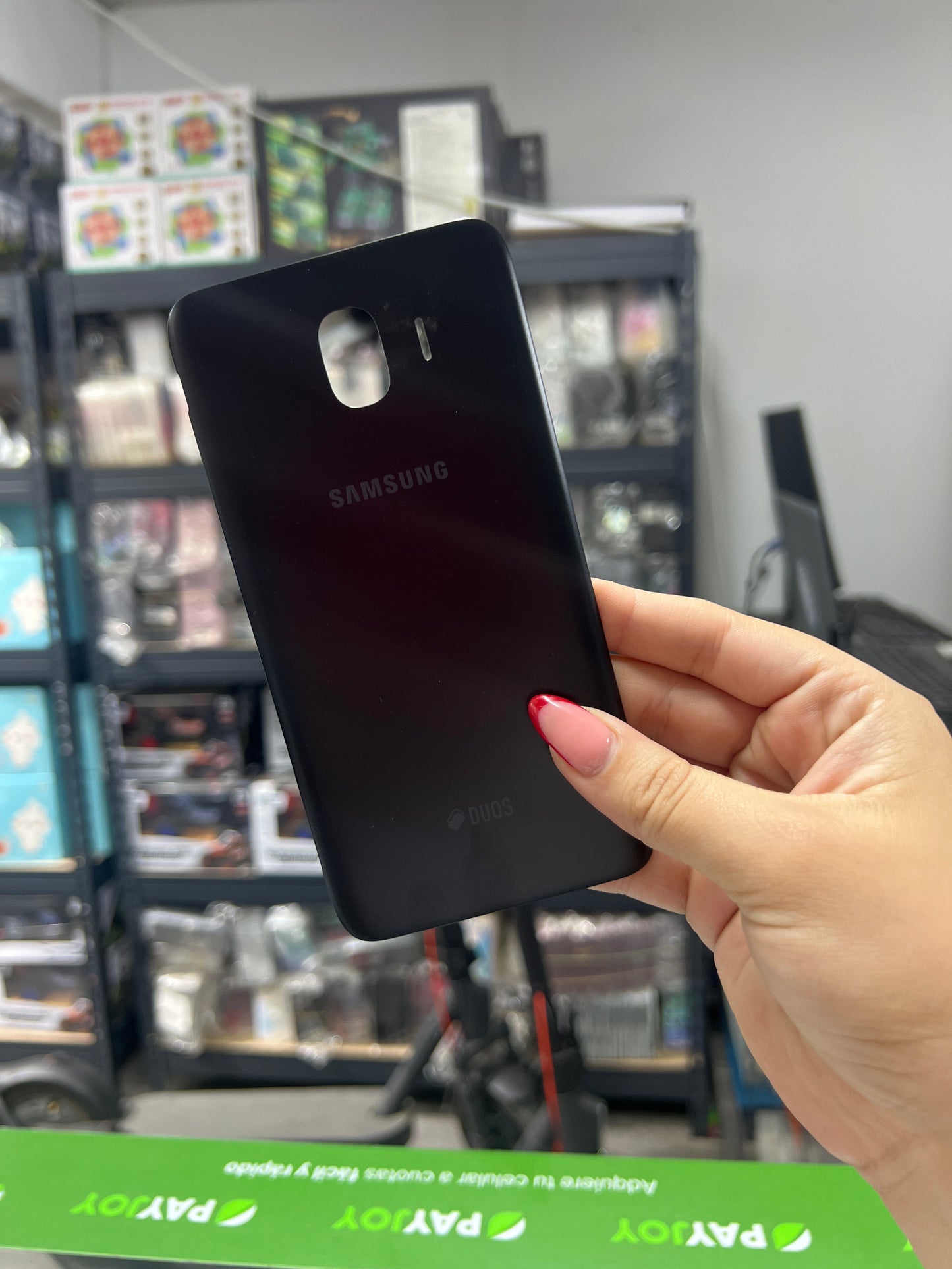 SAMSUNG J4