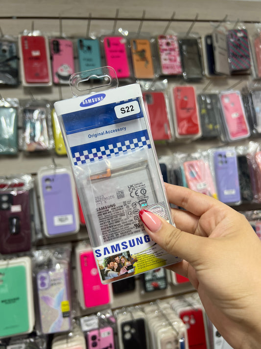 SAMSUNG S22