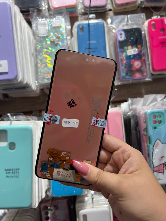SAMSUNG A35