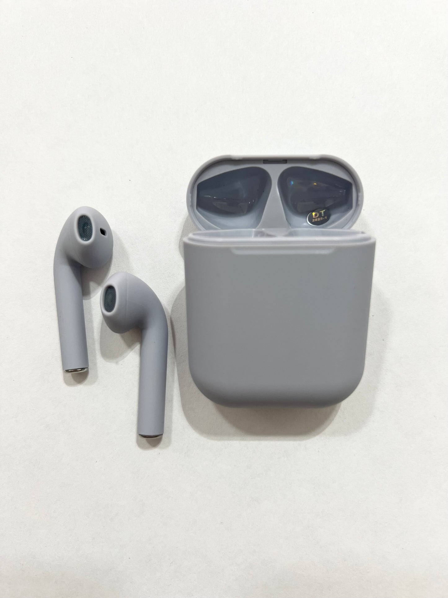 AUDÍFONOS INPODS 12