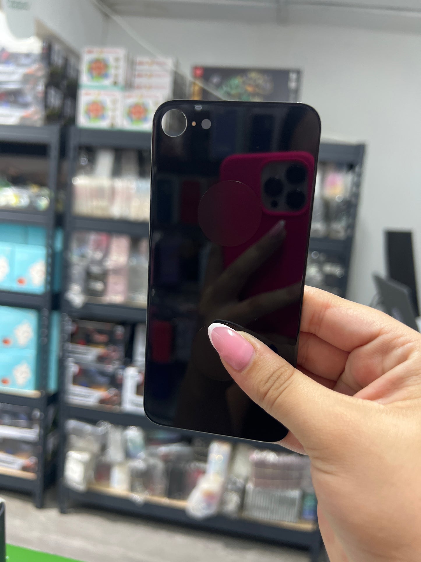IPHONE 8
