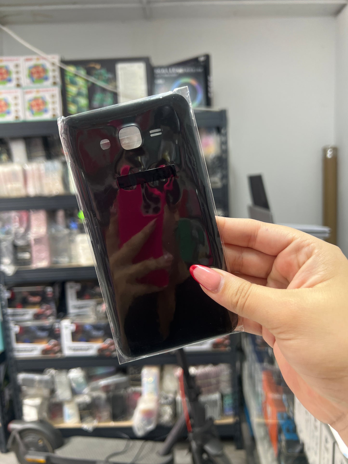 SAMSUNG J7