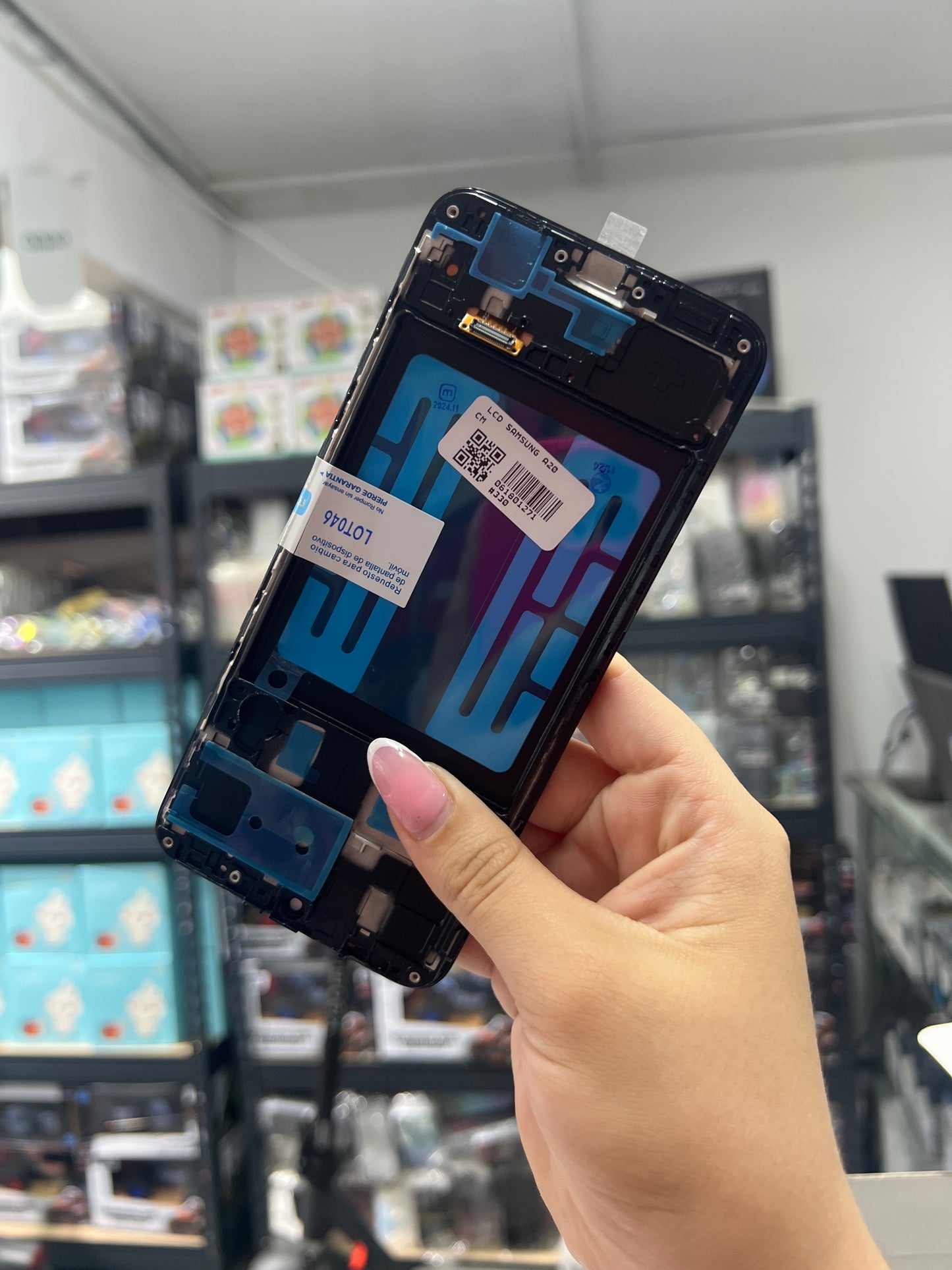SAMSUNG A20