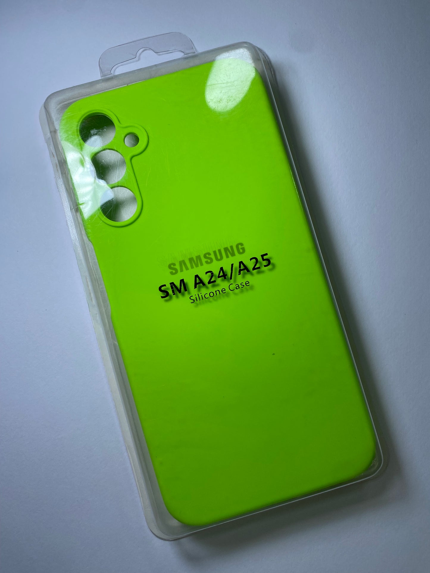 SAMSUNG A24