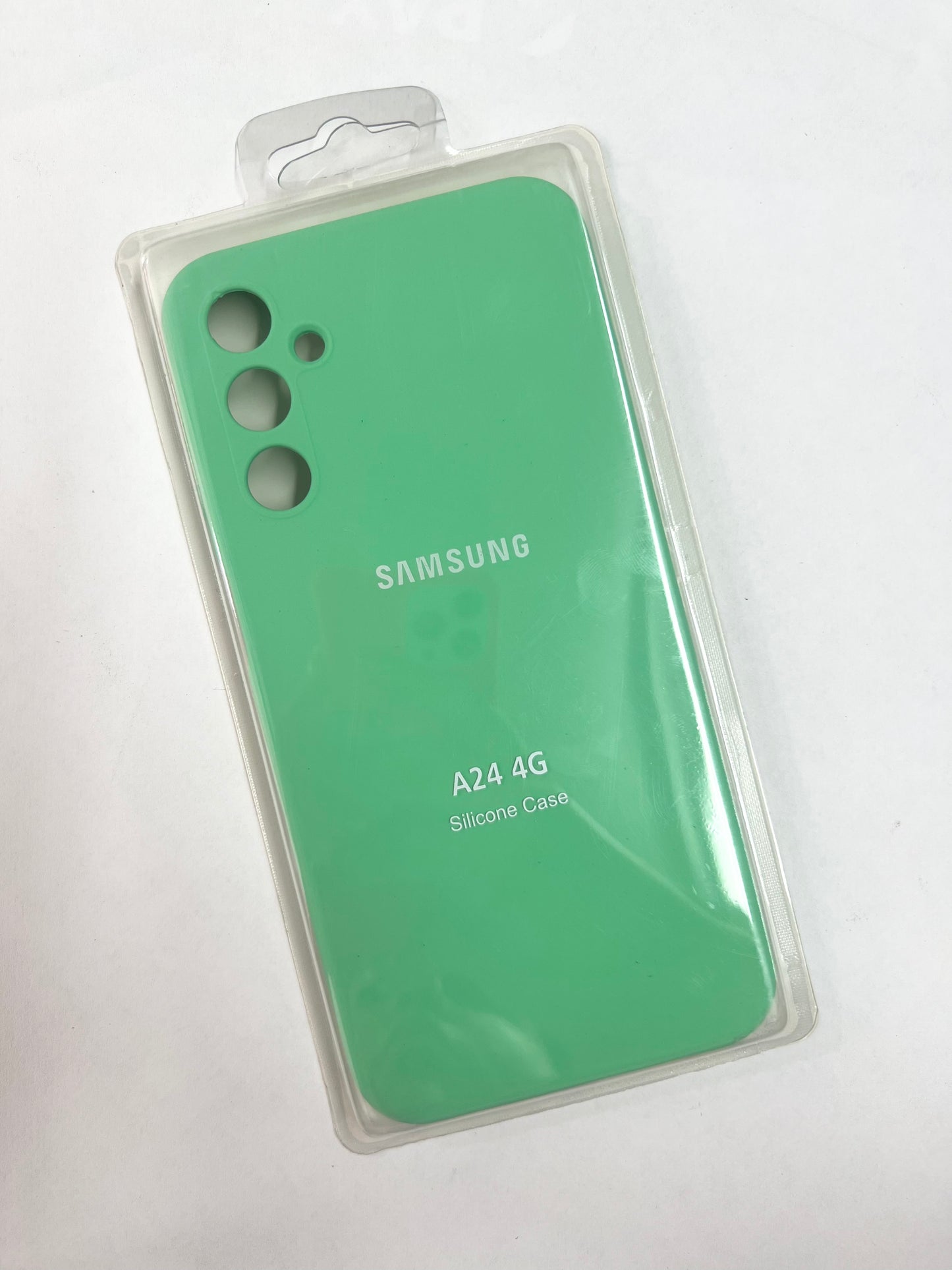SAMSUNG A24