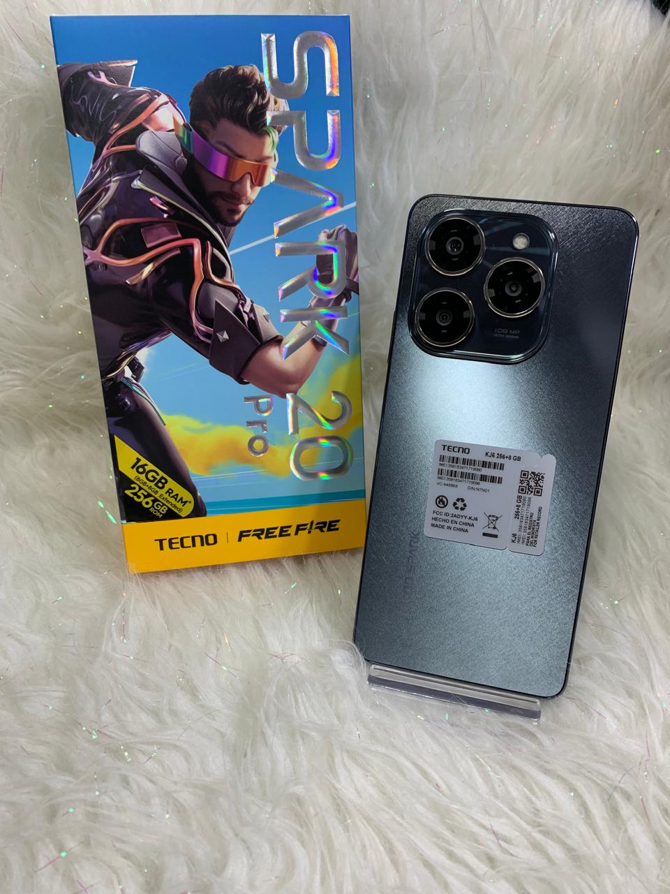 Tecno Spark 20 PRO