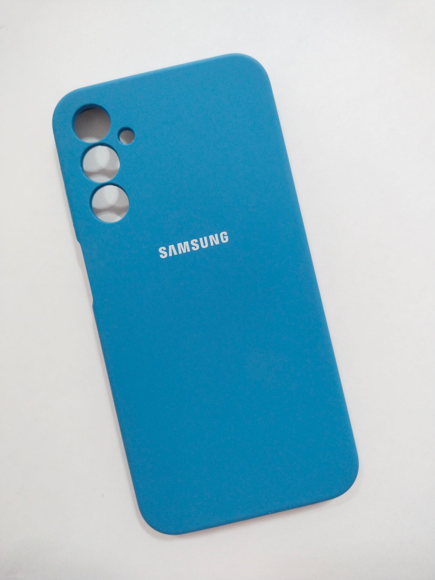 SAMSUNG A24