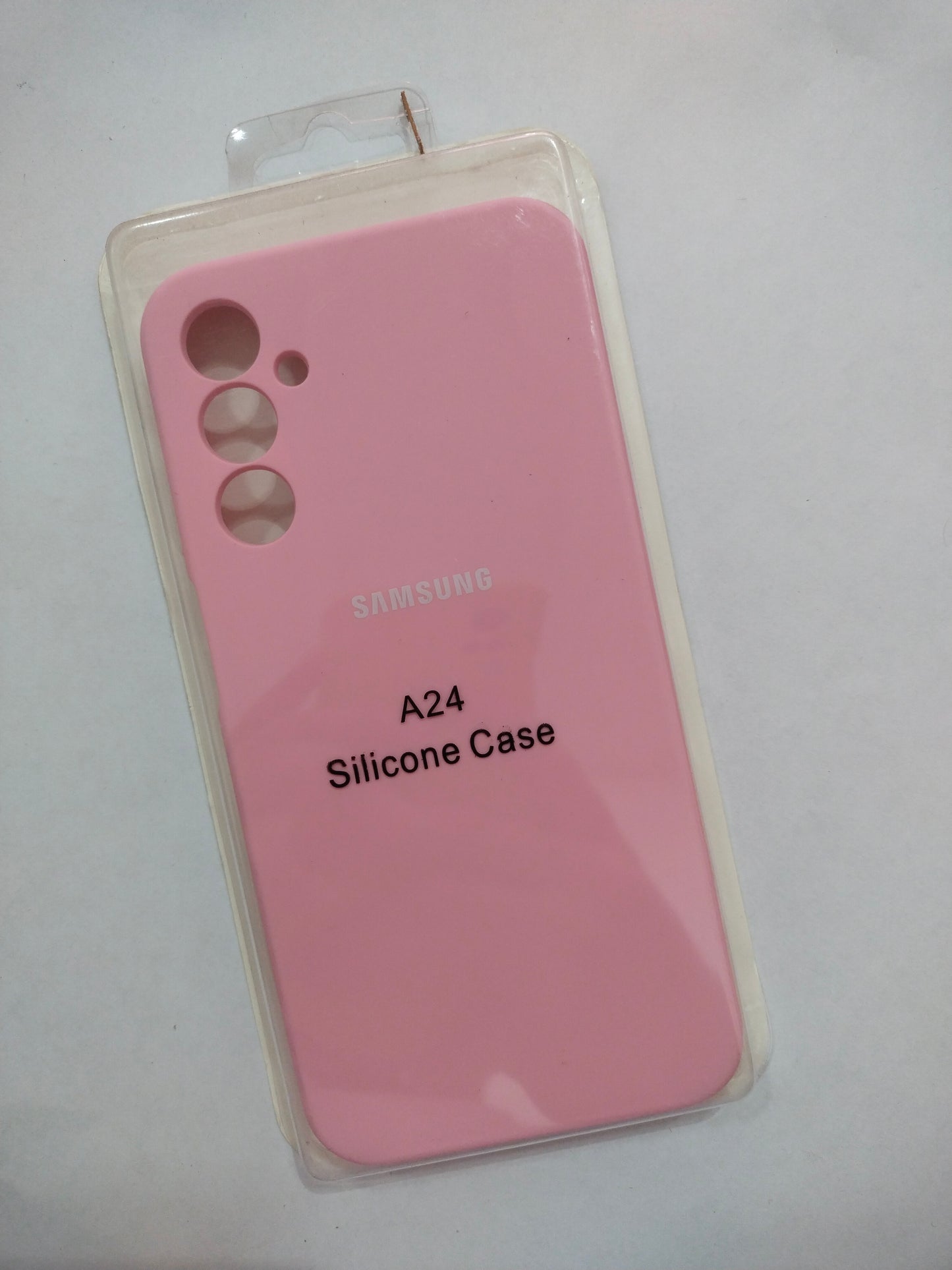 SAMSUNG A24